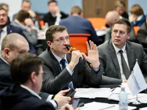 Глеб Никитин поручил главам муниципалитетов приступить к формированию «земельного банка» участков для многодетных семей и участников СВО